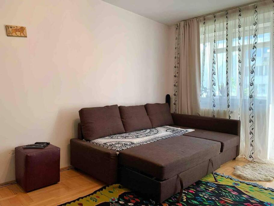 Central Apartment Muncii Area Netflix Bükreş Dış mekan fotoğraf