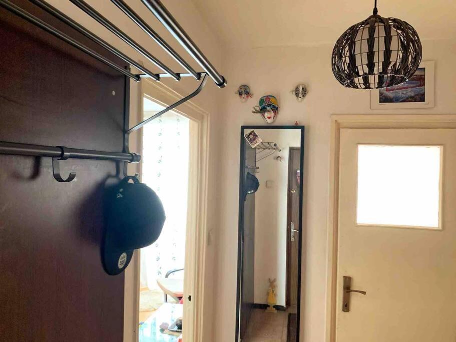 Central Apartment Muncii Area Netflix Bükreş Dış mekan fotoğraf