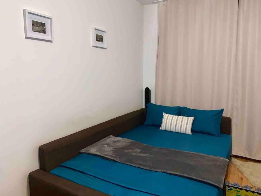 Central Apartment Muncii Area Netflix Bükreş Dış mekan fotoğraf