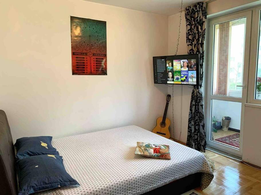 Central Apartment Muncii Area Netflix Bükreş Dış mekan fotoğraf